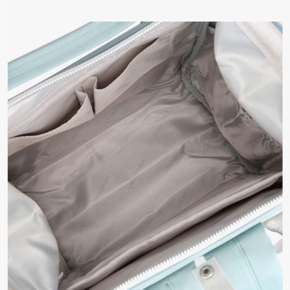 Backpack - Picture 6 of 8